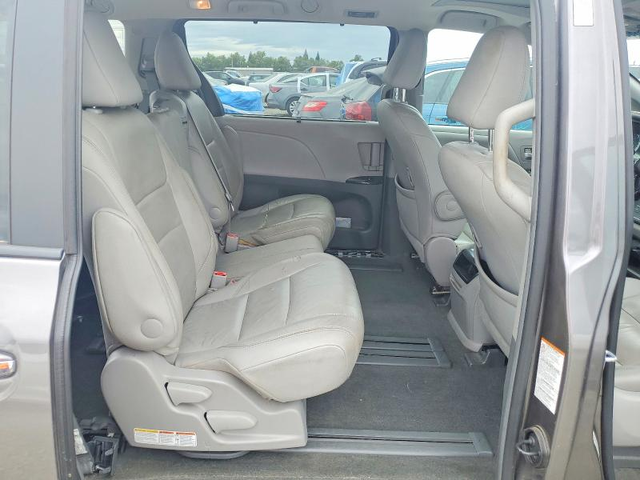 Toyota Sienna 3.5L 6 FRONT WHEEL DRIVE - автомобили, коли, обяви за нови и употребявани 10