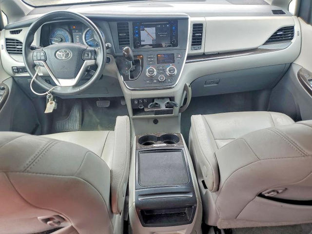 Toyota Sienna 3.5L 6 FRONT WHEEL DRIVE - автомобили, коли, обяви за нови и употребявани 7