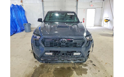 toyota-tacoma-2-4l-4-rear-wheel-drive-w-4x4 - 4