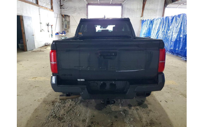 toyota-tacoma-2-4l-4-rear-wheel-drive-w-4x4 - 5