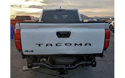 toyota-tacoma - 4