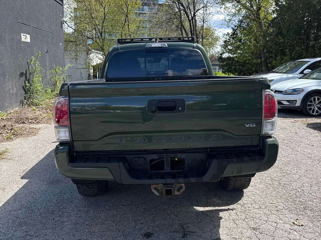 Toyota Tacoma TRD OFF ROAD Premium / 2 КЛЮЧА - автомобили, коли, обяви за нови и употребявани 3