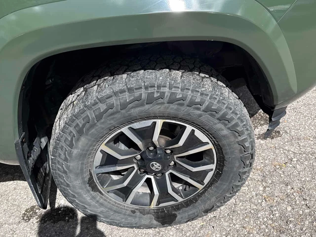 Toyota Tacoma TRD OFF ROAD Premium / 2 КЛЮЧА - автомобили, коли, обяви за нови и употребявани 6
