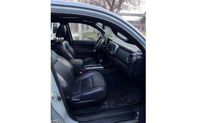 Toyota Tacoma * 4x4 Double Cab SB * CARFAX * БЕЗ ИНЦИДЕНТИ - автомобили, коли, обяви за нови и употребявани 13
