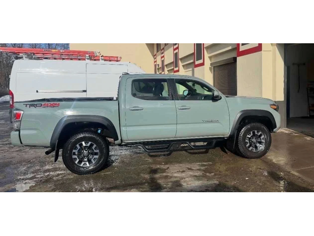 Toyota Tacoma * 4x4 Double Cab SB * CARFAX * БЕЗ ИНЦИДЕНТИ - автомобили, коли, обяви за нови и употребявани 2