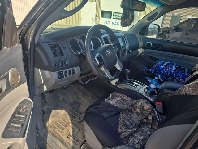 Toyota Tacoma * 4WD Double Cab V6* 2 КЛЮЧА* ПОДГРЕВ* KEYLESS* - автомобили, коли, обяви за нови и употребявани 4