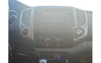 Toyota Tacoma * 4WD Double Cab V6* 2 КЛЮЧА* ПОДГРЕВ* KEYLESS* - автомобили, коли, обяви за нови и употребявани 8