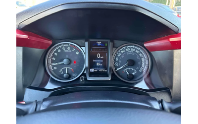 Toyota Tacoma * 4x4 Double Cab Auto* KEYLESS* - автомобили, коли, обяви за нови и употребявани 7