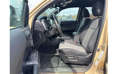 Toyota Tacoma * 4x4 Double Cab Auto SB * 2 КЛЮЧА* PANO* ПОДГРЕВ* - автомобили, коли, обяви за нови и употребявани 10
