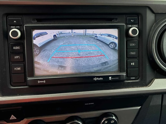 Toyota Tacoma * SR5 * 2 КЛЮЧА* ПОДГРЕВ* - автомобили, коли, обяви за нови и употребявани 10
