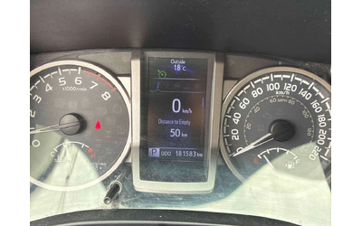 Toyota Tacoma * SR5 * 2 КЛЮЧА* ПОДГРЕВ* - автомобили, коли, обяви за нови и употребявани 7