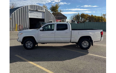 toyota-tacoma - 1