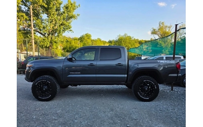 toyota-tacoma - 4
