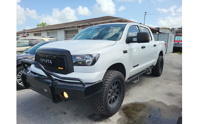 toyota-tundra - 0