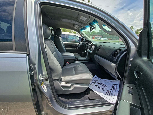 Toyota Tundra Crew Cab* 5.7* БЕЗ РЪЖДА* КОЖА* ВИДЕО НА МОТОР - автомобили, коли, обяви за нови и употребявани 7