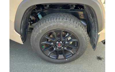 Toyota Tundra 3.4L 6cyl 4WD - автомобили, коли, обяви за нови и употребявани 9