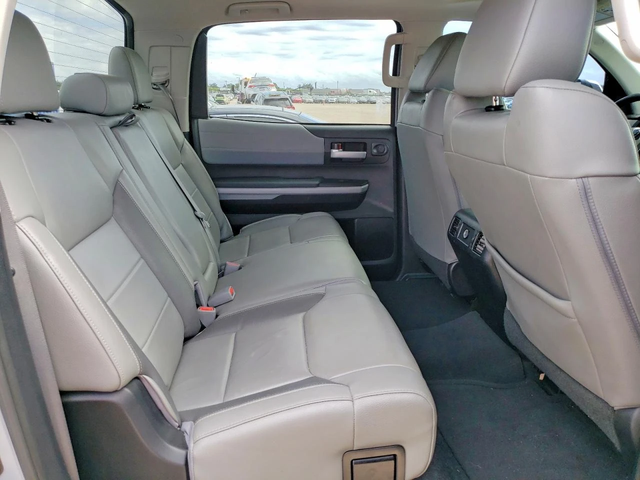 Toyota Tundra * CREWMAX* LIMITED* - автомобили, коли, обяви за нови и употребявани 10