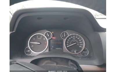 Toyota Tundra PLATINUM 5.7L V8 - автомобили, коли, обяви за нови и употребявани 8