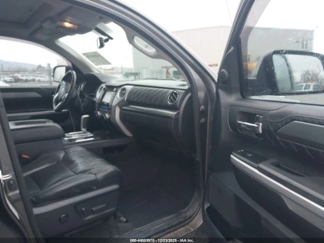 Toyota Tundra PLATINUM 5.7L V8 - автомобили, коли, обяви за нови и употребявани 9