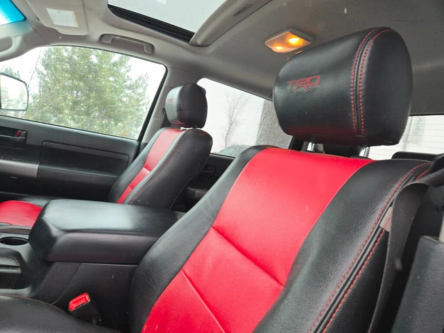 Toyota Tundra 2013| SR5| TRD PK| CREWMAX| 5.7 V8 - автомобили, коли, обяви за нови и употребявани 5