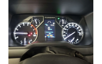 Toyota Tundra LIMITED CREW CAB SHORT BED * CARFAX * Без инцидент - автомобили, коли, обяви за нови и употребявани 7