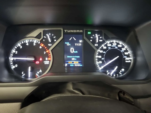 Toyota Tundra LIMITED CREW CAB SHORT BED * CARFAX * Без инцидент - автомобили, коли, обяви за нови и употребявани 7