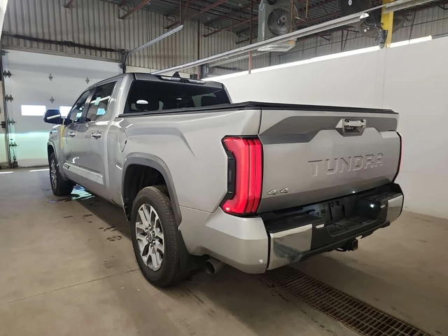 Toyota Tundra PLATINUM CREW CAB STD BED * CARFAX * Бeз инциденти - автомобили, коли, обяви за нови и употребявани 3