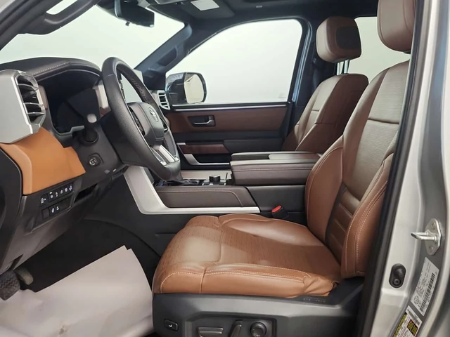 Toyota Tundra PLATINUM CREW CAB STD BED * CARFAX * Бeз инциденти - автомобили, коли, обяви за нови и употребявани 8