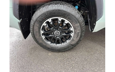 Toyota Tundra * SR5* 2 КЛЮЧА* ПОДГРЕВ* KEYLESS* PANO* - автомобили, коли, обяви за нови и употребявани 6
