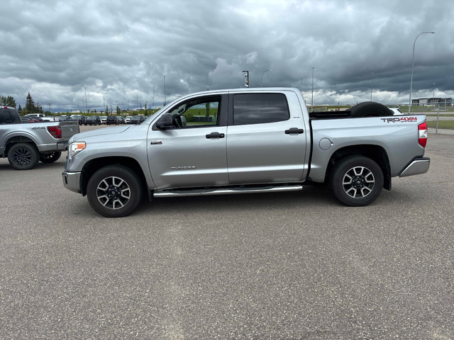 Toyota Tundra 5.7L 8cyl 4WD - автомобили, коли, обяви за нови и употребявани 1