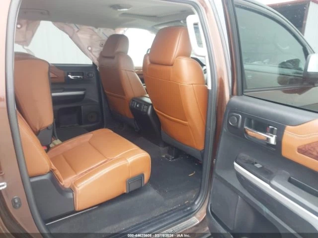 Toyota Tundra 4WD Truck CrewMax 5.7L FFV V8 6-Spd AT Platinum - автомобили, коли, обяви за нови и употребявани 7