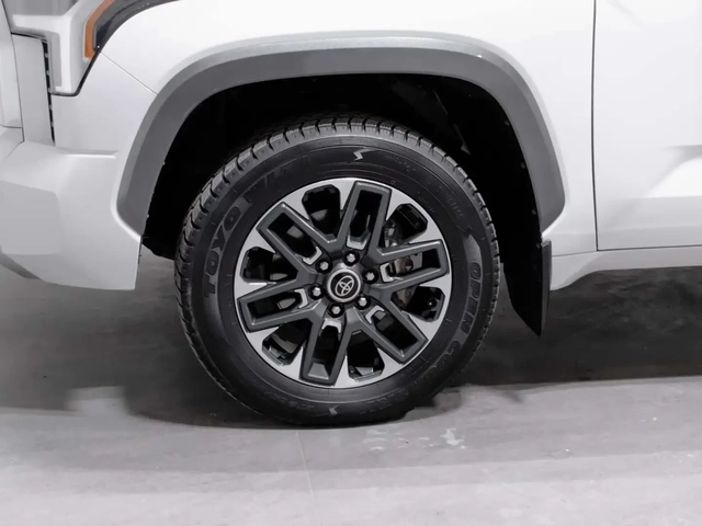 Toyota Tundra LIMITED* ДЪЛГА БАЗА* ОБДУХВАНЕ* ПАНОРАМА* КАМЕРА - автомобили, коли, обяви за нови и употребявани 3