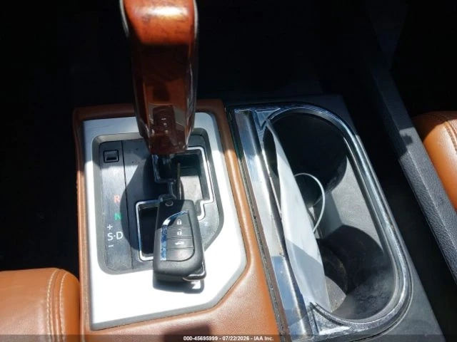 Toyota Tundra 5.7* AWD* ПОДГРЕВ* ОБДУХВАНЕ* ШИБИДАХ* КОЖА* - автомобили, коли, обяви за нови и употребявани 9