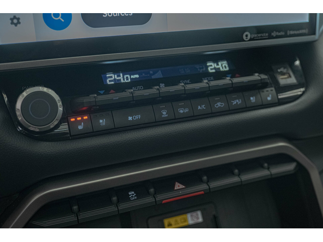 Toyota Tundra Limited/3.5 I-Force/4X4/Камера/Подгрев/Дистроник/Пътни Ленти - автомобили, коли, обяви за нови и употребявани 11
