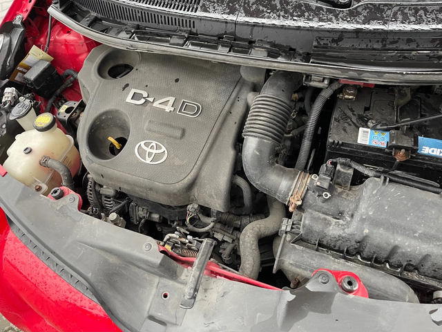 Toyota Urban Cruiser 1, 4D-4D, 90к.с., 6ск., 4х4, клима, мулти, борд, н - автомобили, коли, обяви за нови и употребявани 15