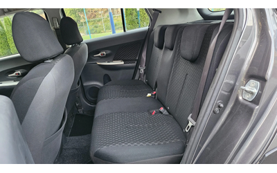 Toyota Urban Cruiser 1.4D4d AWD/KLIMATRONIK - автомобили, коли, обяви за нови и употребявани 12