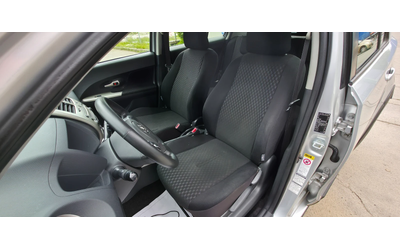 Toyota Urban Cruiser 1.4 D4D 4x4 90k.c ITALIA - автомобили, коли, обяви за нови и употребявани 9