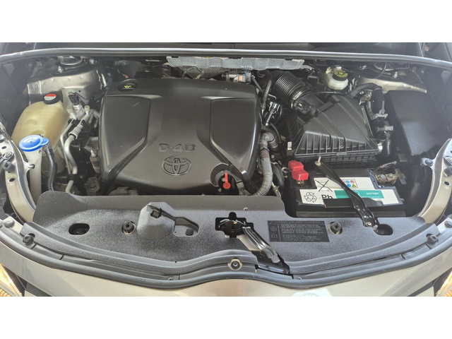 Toyota Verso 1.6 дизел 112к.с. - автомобили, коли, обяви за нови и употребявани 16