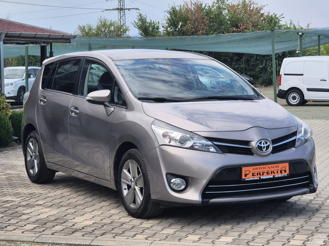 Toyota Verso 1.6 дизел 112к.с. - автомобили, коли, обяви за нови и употребявани 4