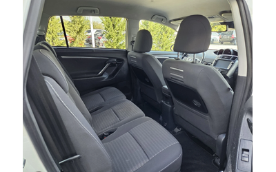 Toyota Verso 1.6D4d-112kc= 6СКОРОСТИ= КАМЕРА= LINE ASSIST - автомобили, коли, обяви за нови и употребявани 13