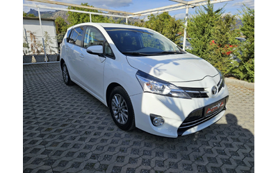 toyota-verso - 1