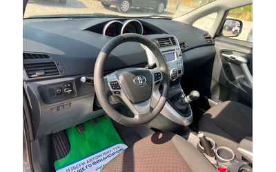Toyota Verso 2.0 D4D - автомобили, коли, обяви за нови и употребявани 9