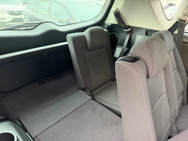 Toyota Verso 1.6 D - автомобили, коли, обяви за нови и употребявани 14