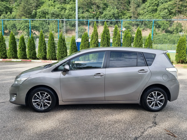 Toyota Verso 1.6 Navig/Klimatron/7mesta - автомобили, коли, обяви за нови и употребявани 2