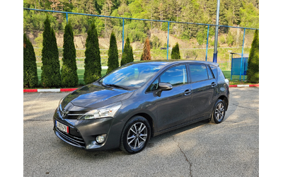 toyota-verso - 1