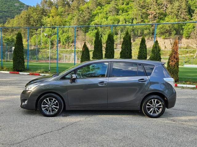 Toyota Verso Facelift/7mesta/Navigacia - автомобили, коли, обяви за нови и употребявани 2