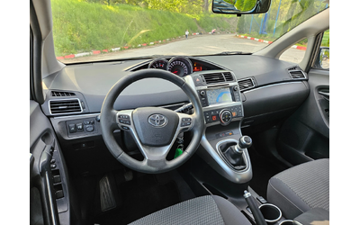 Toyota Verso Facelift/7mesta/Navigacia - автомобили, коли, обяви за нови и употребявани 8