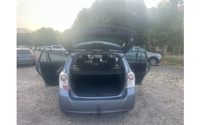 Toyota Verso 2.0D4D 126kc FACE - автомобили, коли, обяви за нови и употребявани 14