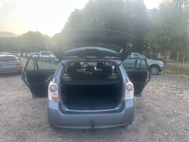 Toyota Verso 2.0D4D 126kc FACE - автомобили, коли, обяви за нови и употребявани 14