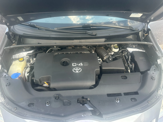 Toyota Verso 2.0D4D 126kc FACE - автомобили, коли, обяви за нови и употребявани 15